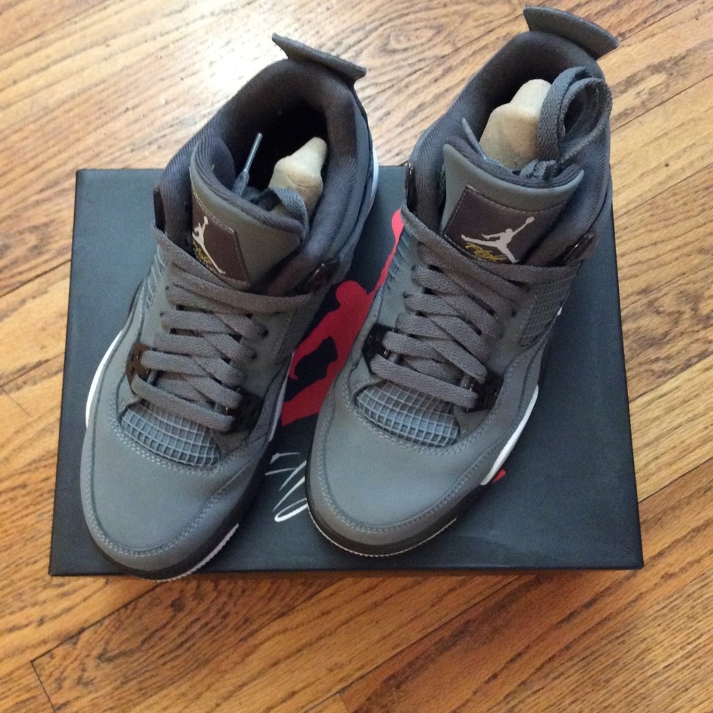 Nike Air Jordan 4 Retro Sneakers